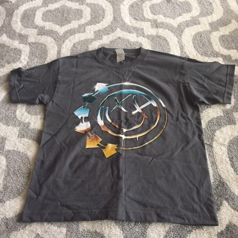 NWOT Blink 182 Youth L Concert Shirt